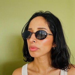 Authentic Vintage Black Metal Frame Oval Sunglasses