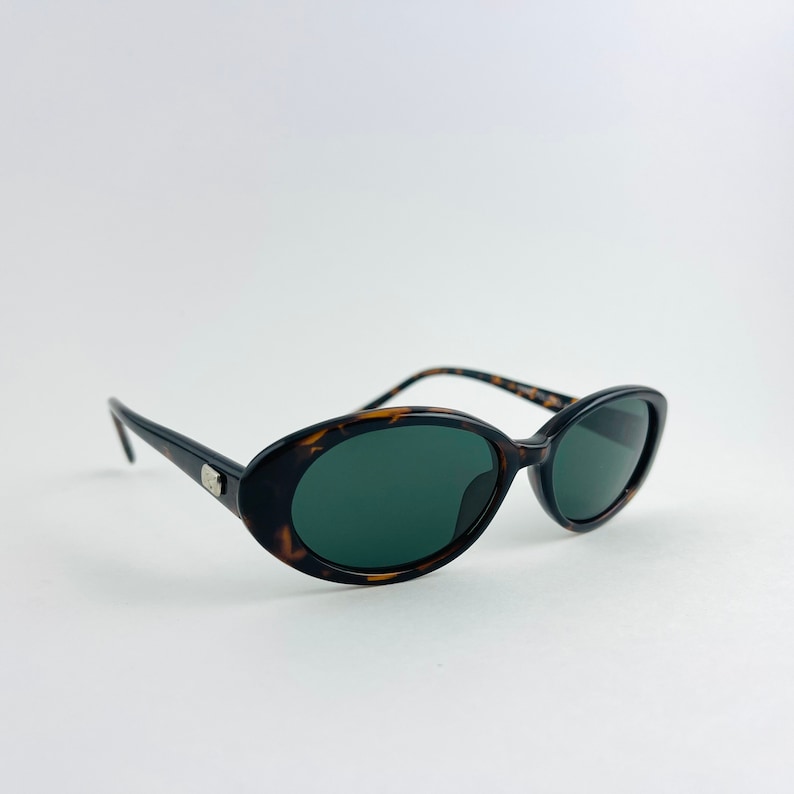 Authentic Vintage 90s Slim Tortoise Oval Shell Sunglasses Deadstock image 3