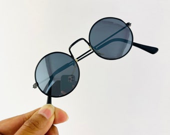 Vintage 90s Mini Round Black Metal Frame Sunglasses with Mirror Lens