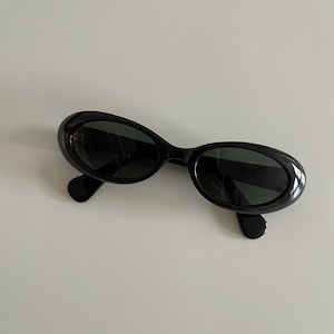 Authentic Vintage 90s Slim Black Oval Sunglasses