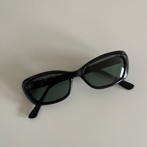 Authentic Vintage 90s Black Square Sunglasses - image 2