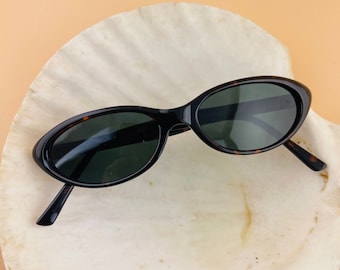 Authentic Vintage 90s Slim Brown Cat-Eye Sunglasses