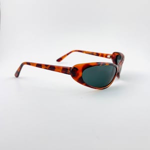 Authentic 90 Vintage Tortoise Brown Oval Sunglasses