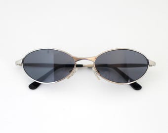 Vintage Silver Metal Frame Oval Sunglasses with Grey Mirror Lens