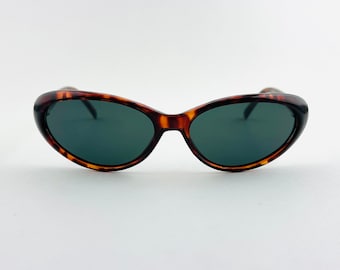 Authentic Vintage 90s Tortoise Oval Sunglasses