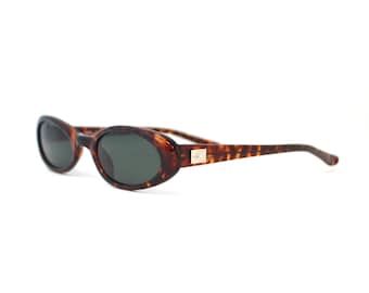 Authentic Vintage 90s Slim Tortoise Oval Sunglasses