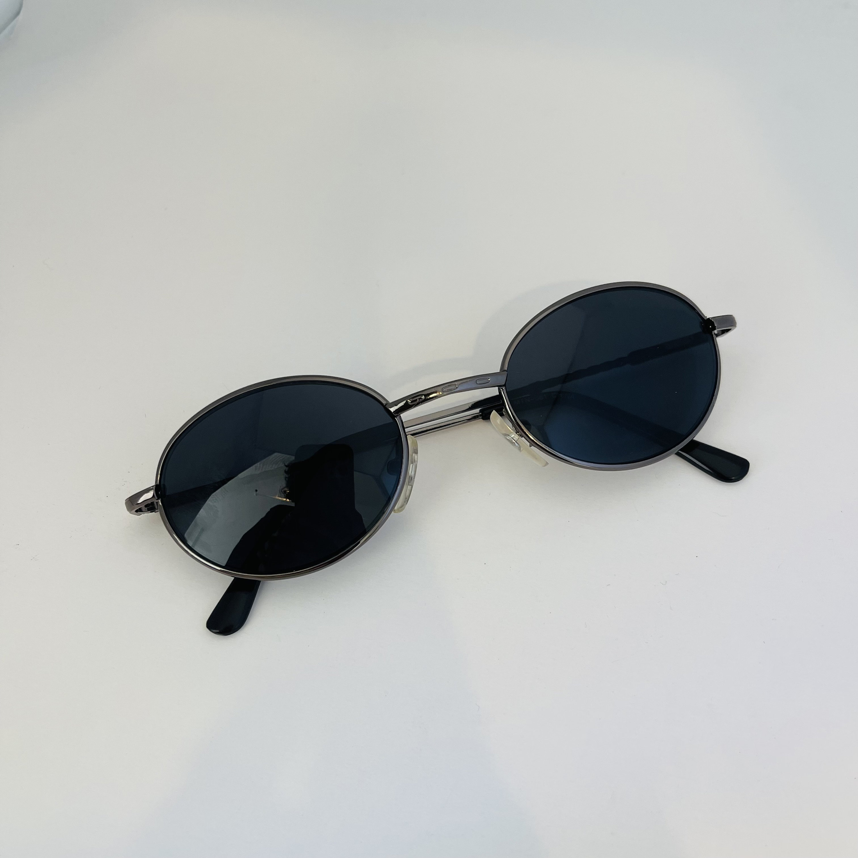 Authentic Vintage Silver Metal Oval Sunglasses