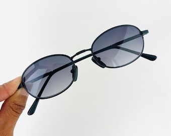 Vintage Mini Black Metal Oval Sunglasses