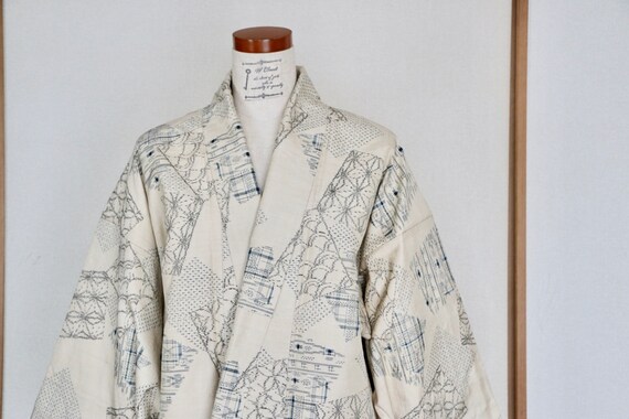 Vintage Japanese Kimono /// Ivory Silk Kimono, Gra