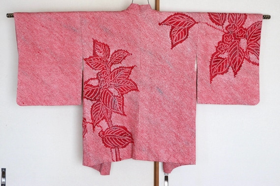 Vintage Japanese kimono Jacket /// Pinkish red sil
