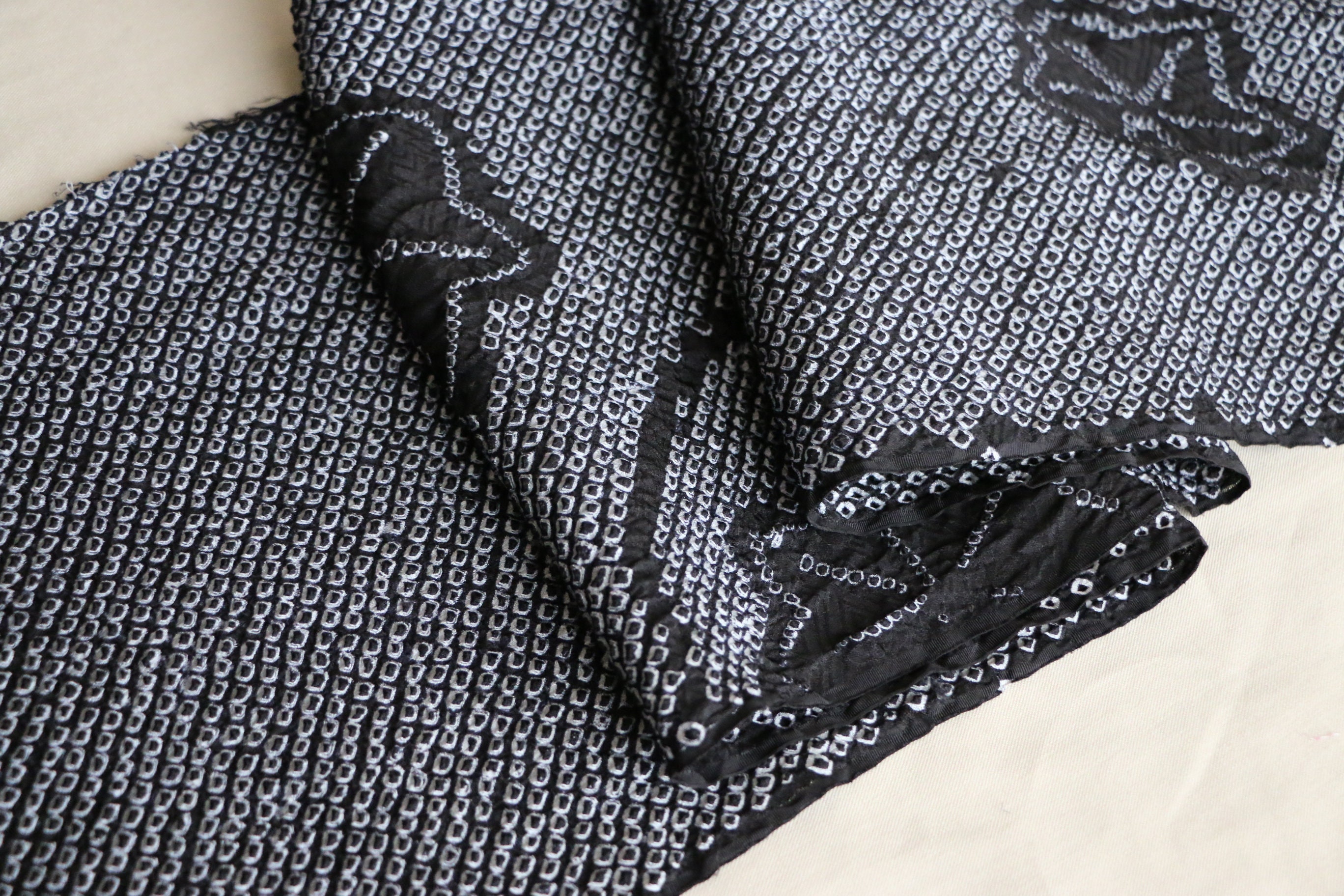 H19-06 Kimono Fabric Scraps /// Silk Shibori Fabric Tie Dye - Etsy