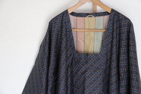 Vintage Japanese Kimono Coat, silk kimono Coat, Mi
