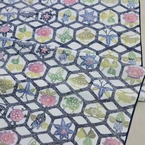 C-42 Vintage Japanese Katazome Kimono Fabric /// Tkanina jedwabna kimono, Jedwabny Katazome, upcycling kimono, tkanina jedwabna kimono, wzór botaniczny