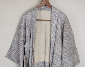 20-115 Vintage Japanese kimono Jacket /// Purple gradation silk Haori, Purple tie dye Haori, Japanese Haori, Shibori Kimono Jacket, Shibori