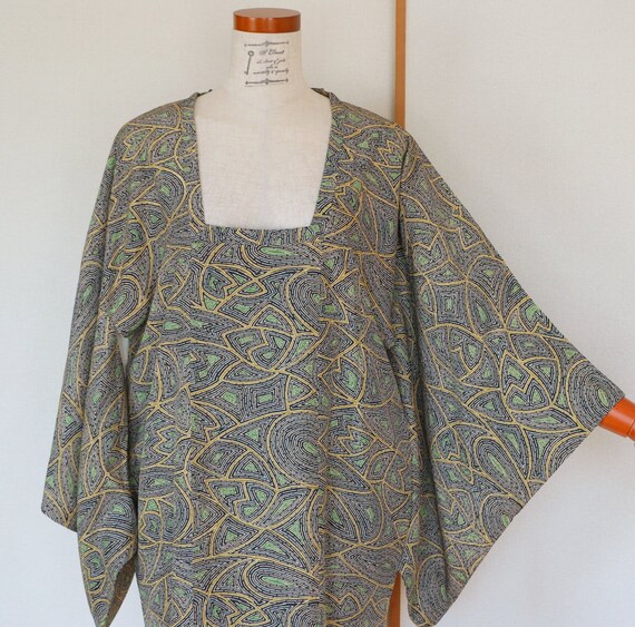 Vintage Kimono Coat, Silk coat, Vintage Japanese K