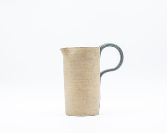 900 ml Ceramic Jug, Large Hand-thrown Stoneware Pitcher