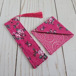 Pink Rose Fabric Bookmark Set – Romantic Gift for Book Lovers