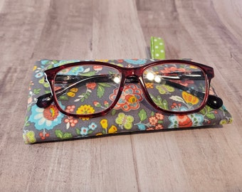 Soft Sided Eyeglasses Case - Vintage Flower Fabric Case - Grandmother Gift