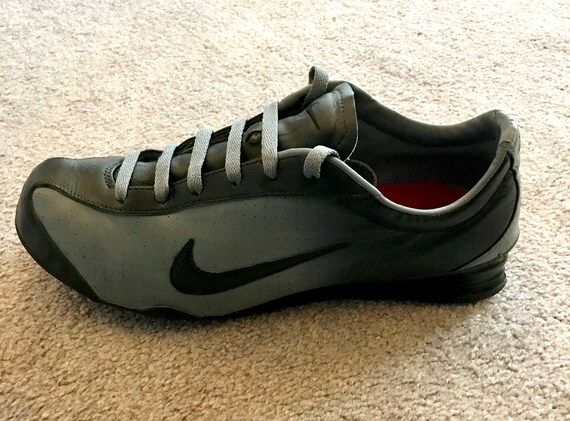 discontinued nike shoes