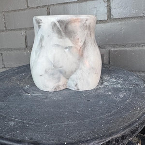 Concrete Woman Booty Pot: 4" Black & White Marble Succulent Planter