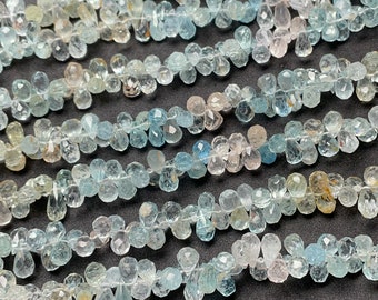 Cuentas de aguamarina natural en forma de lágrima / Hilo de piedras preciosas facetadas para la fabricación de joyas