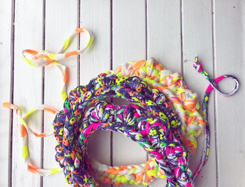 Chunky Statement NECKLACE Bib Necklace Crochet T-Shirt Yarn | NEON Fabric Necklace Zpagetti Alternative Jewellery