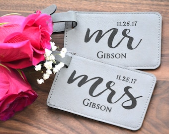 Pair 2 Personalized Mr & Mrs Luggage Tags, Wedding Luggage Tags, Bride Groom Luggage Tags, Bride Groom Bag Tags, Wedding Bag Tags, Honeymoon