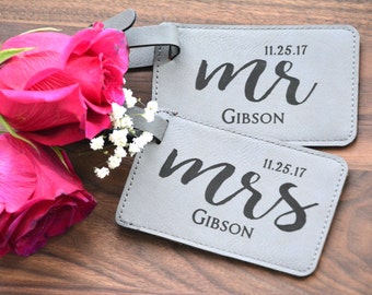 Étiquettes à bagage pour M. et Mme, cadeau de fiançailles pour couples, cadeau pour les jeunes mariés, cadeau de lune de miel cadeau de mariage personnalisé, cadeau de mariage personnalisé