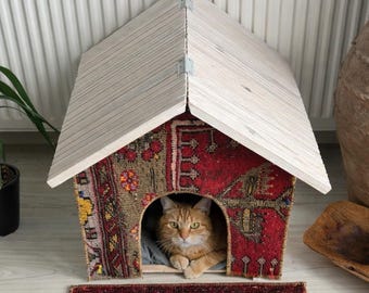 Wit houten honden- en kattenhok | Handgemaakt huisdierhuis voor binnen en buiten met krabtapijt
