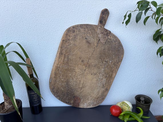 Old Anatolian Wooden Cutting Board – Handmade Turkish Farmhouse Decor