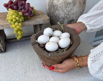 Handgemachte rustikale Holzschale: Obst & Snackheber im Landhausstil