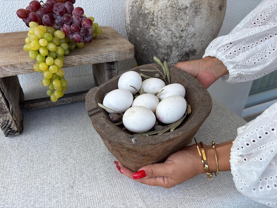 Handmade Rustic Wooden Bowl: Farmhouse Fruit & Snack Server