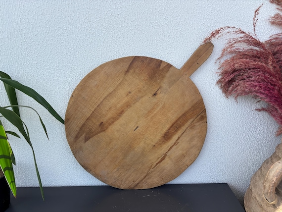 Vintage Wooden Cutting Board – Handmade Anatolian Kitchen Decor