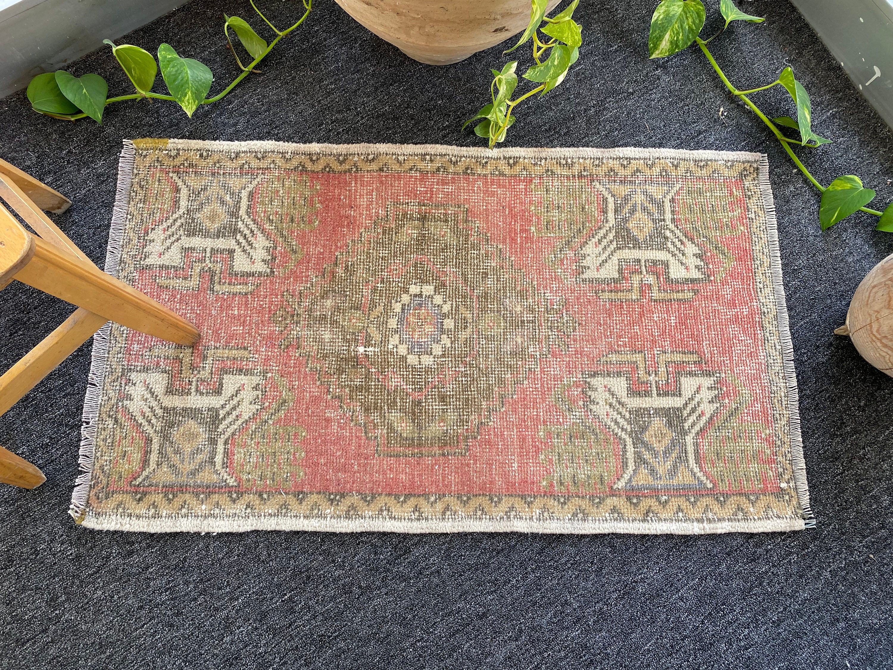 Small Blush Vintage Rug 2x3 turkish faded oushak 