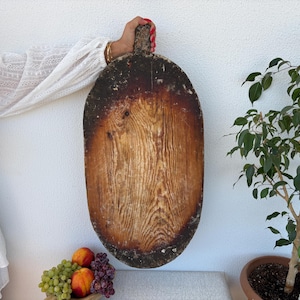 Vintage Turkish Wooden Cutting Board – Handmade Anatolian Kitchen Decor