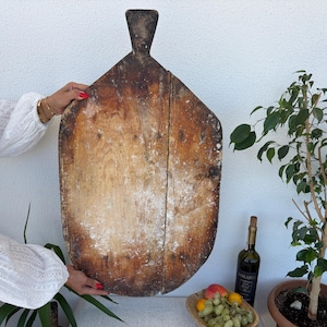 Hand-Carved Turkish Wood Board – Vintage Kitchen & Serving Decor