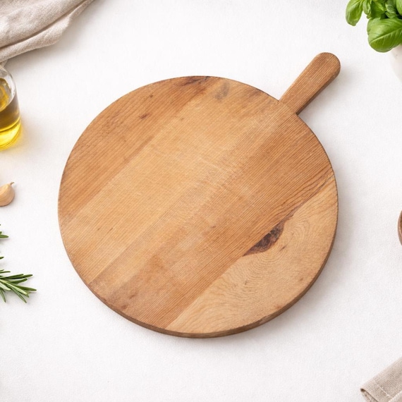 Vintage Turkish Wooden Cutting Board – Handmade Anatolian Kitchen Decor