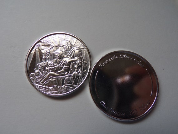 First Christmas 1 oz Fine .999 Silver " Nativity Scene Coin " Free Custom Engraving