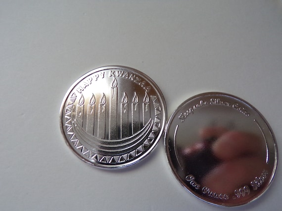 Happy Kwanzaa Holiday Coin. 1 Ounce Fine .999 Fine Silver. Free Custom Engraving