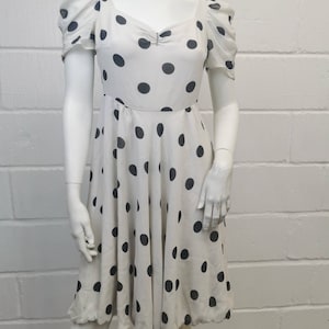 Oryginalna sukienka Chloe Paris Ivory Polka dot midi w stylu lat 50. XX wieku, rozmiar UK 8 US 4 6 EU 36