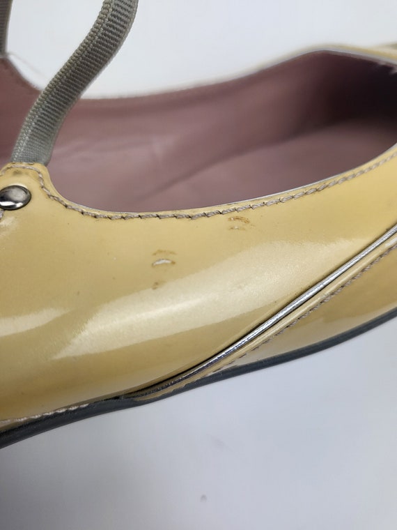 vintage Prada yellow Patent Leather square toe fl… - image 8