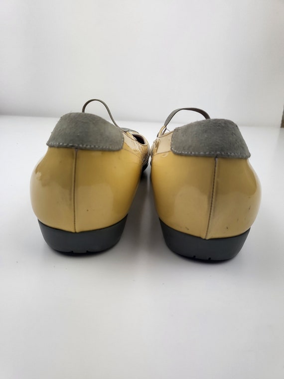 vintage Prada yellow Patent Leather square toe fl… - image 7