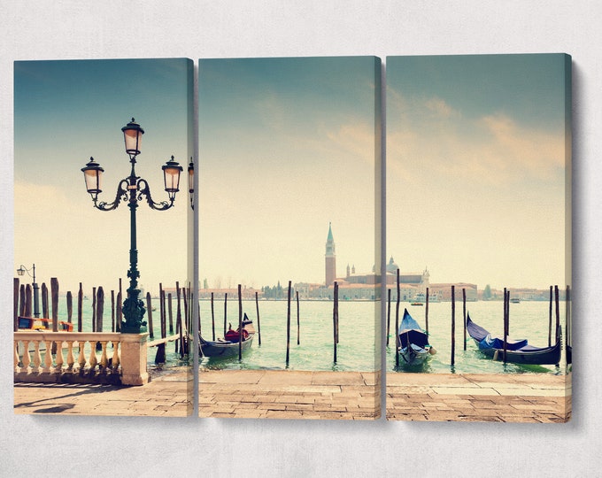 Grand Canal Gondolas Venice Landscape Eco Leather Canvas Print, Made in Italy!