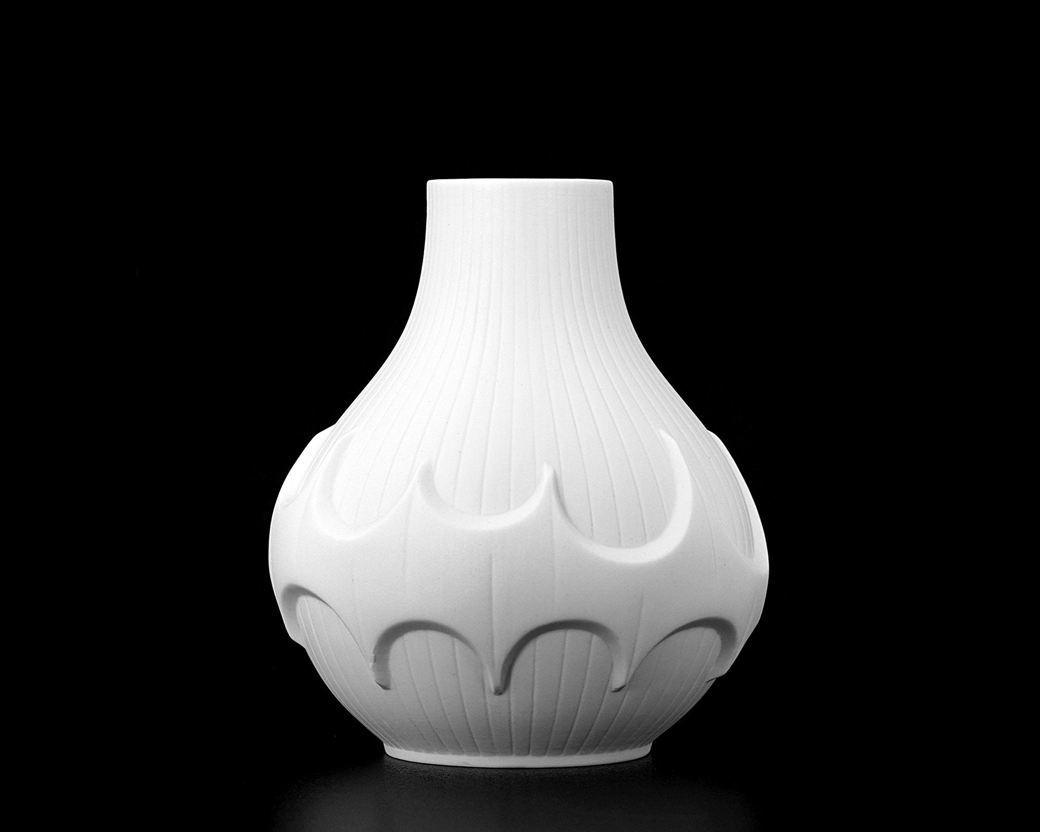 Vintage German SCHERZER Bavaria 1960s Mid Century Matt White Bisque Porcelain Batman Relief Op Art Vase Excellent Condition