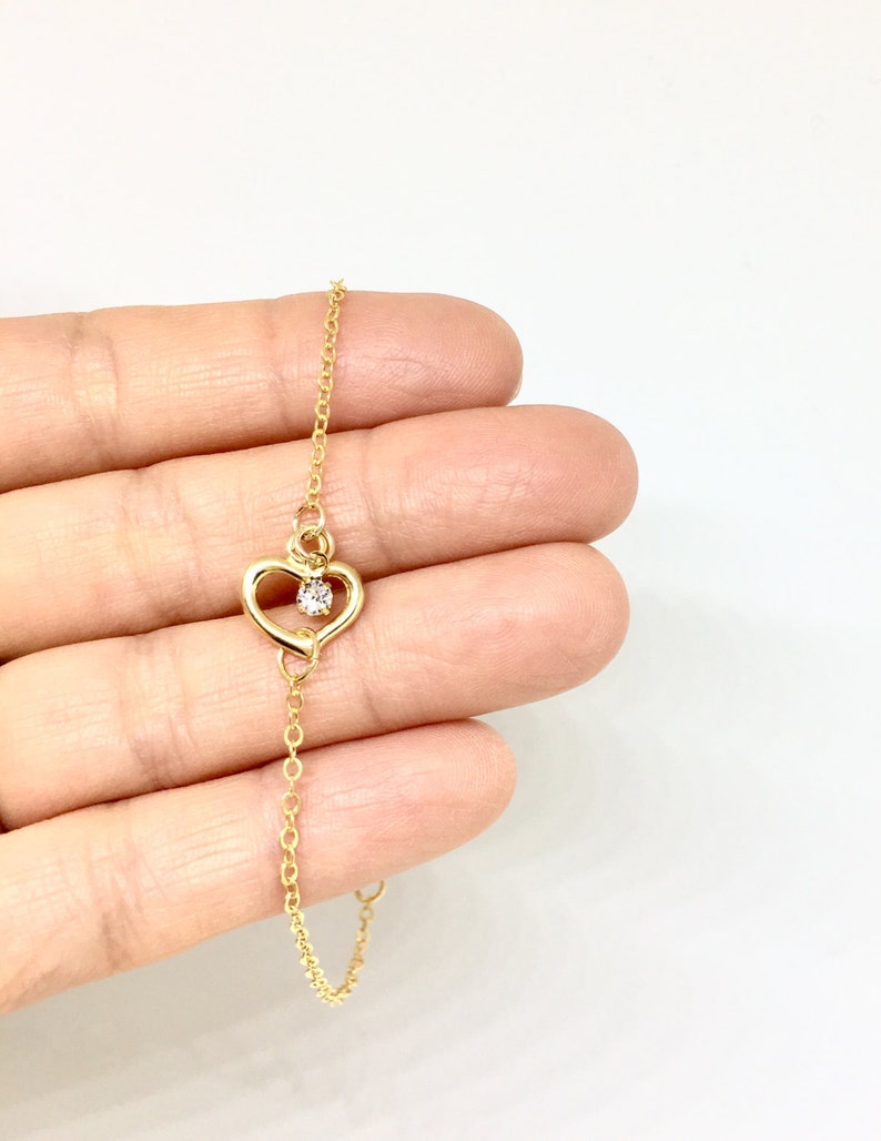 Gold Heart Bracelet Delicate Thin Chain Bracelet Dainty Etsy