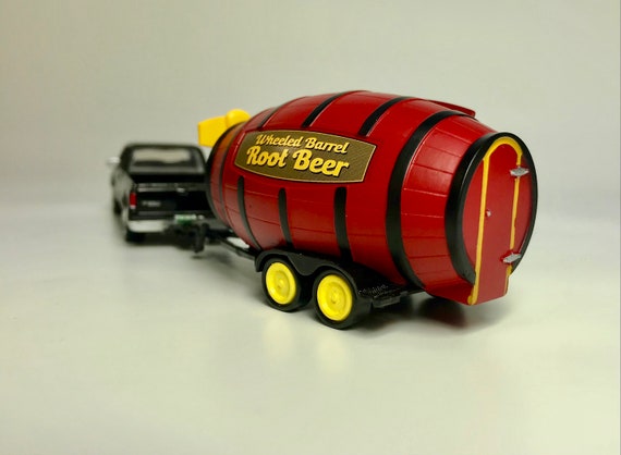 1/64 Scale Concession Trailer "Wheeled Barrel Root Beer" towed by 2003 Ford F250 Super Cab Diesel Lariat