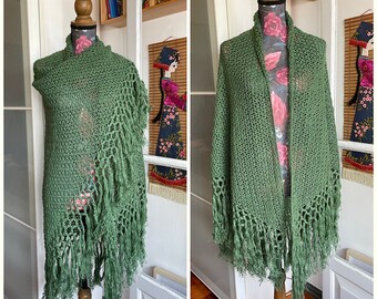 Châle vert vintage en dentelle au crochet avec franges, châle fait main