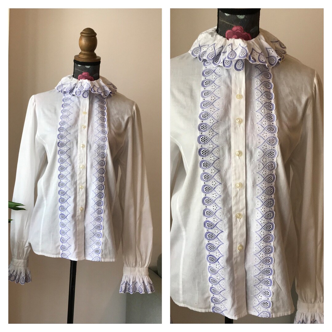 Vintage 80s White Cotton and Broderie Anglaise Ruffled Pie Crust Collar
