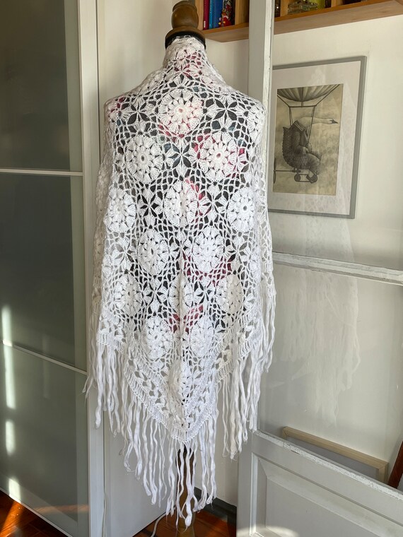 Vintage Wool Crochet Lace White Fringed Shawl, Ha… - image 3