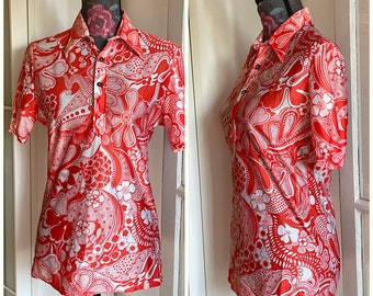 Increíble camisa vintage original de manga corta con estampado novedoso de los años 70.